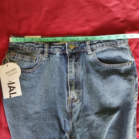NWT NastyGal Mom Jean - Picture 5 of 5